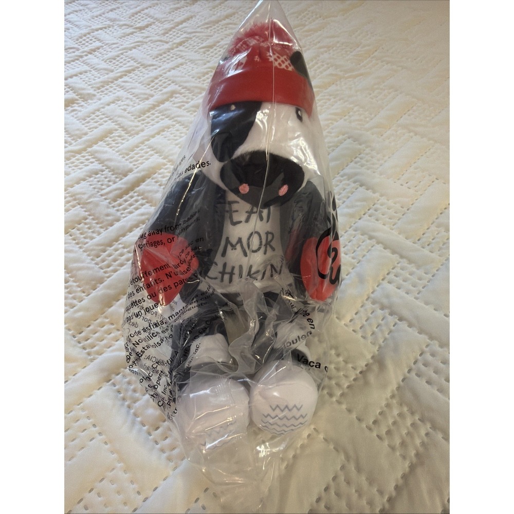 New Chick-Fil-A 2025 Snow Day Cow Plush Sealed In Bag 9"
